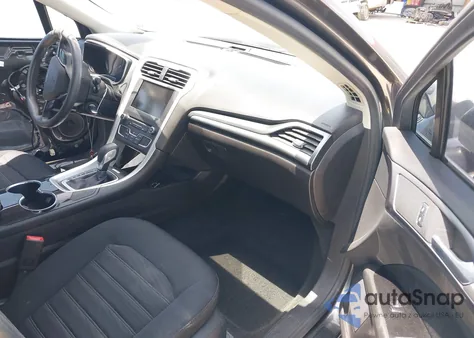 2016 Ford Fusion Se z USA, uszkodzony, nr VIN 3FA6P0H72GR254624